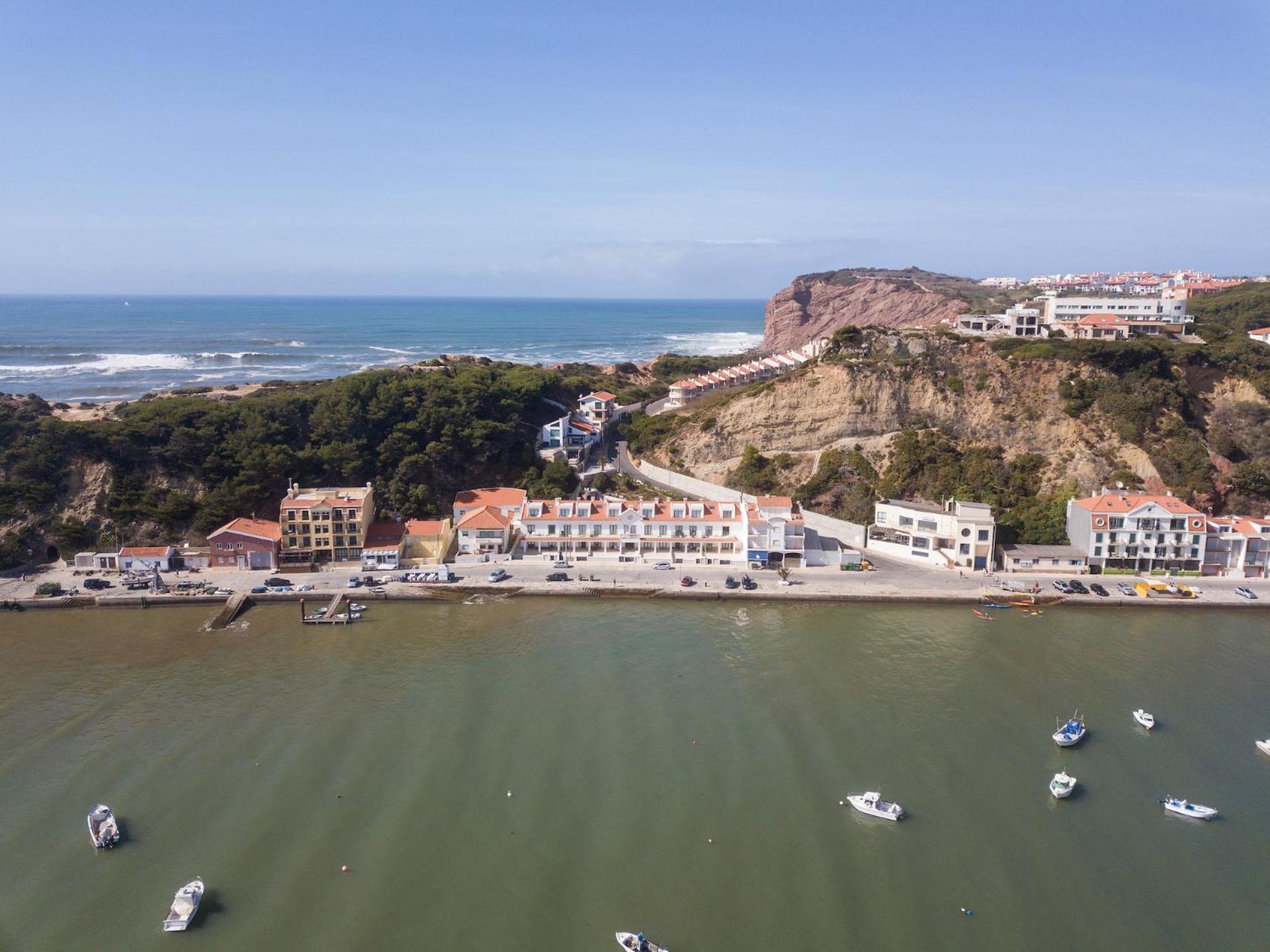 Baia Residence 2 - Holiday Apartments - By Sch São Martinho do Porto Esterno foto